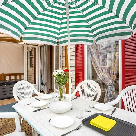 Mobilhome - Piscines - Terrasse Kemping Angles