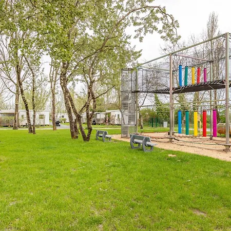 Mobilhome - Piscines - Terrasse Kamp alanı *