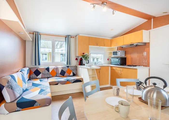 Mobilhome - Piscines - Terrasse * Angles (Vendee)